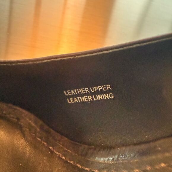 Vera Wang Classic Black Heels - Picture 5 of 11